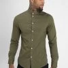 Pier One Muscle Fit Stand- Camisa - Oliv