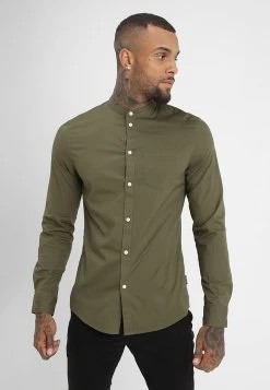Pier One Muscle Fit Stand- Camisa - Oliv