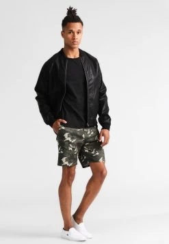 Pier One Garment Tee - Camiseta Básica - Black -Tienda De Hombres Con Estilo f9fcf0f8281b435ab284cc8ce72a9170