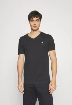 Pier One V Neck Bird Tonal 3 Pack - Camiseta Básica - White/Dark Green/Black 12 Pier One V Neck Bird Tonal 3 Pack - Camiseta Básica - White/Dark Green/Black -Tienda De Hombres Con Estilo fb2018becdee4b1c81f7d032674f18f4