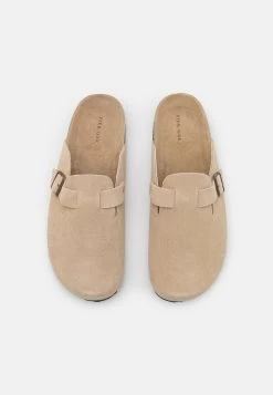 Pier One Leather Unisex - Pantuflas - Beige -Tienda De Hombres Con Estilo fb9c0aed91d14aa2a90f9e1af6a1df5d