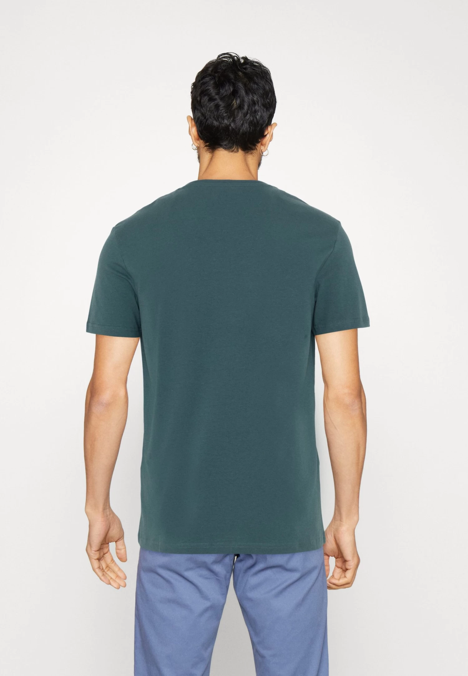 Pier One 5 Pack - Camiseta Básica - White/Off-White/Lilac 5 Pier One 5 Pack - Camiseta Básica - White/Off-White/Lilac - Imagen 3